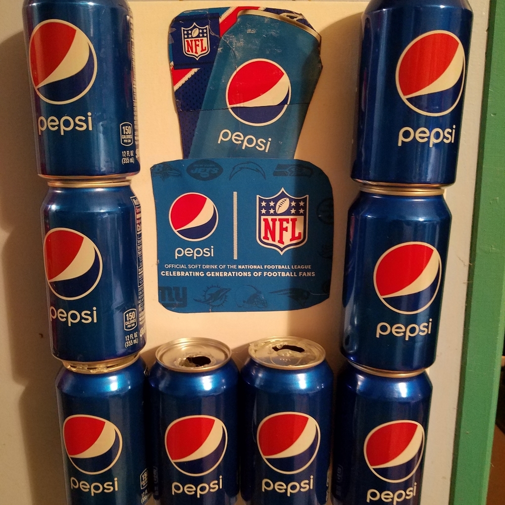 Handmade Pepsi Wall Hanging Decor I made this on a 11×14 canvas board. Please - Picture 8 of 8